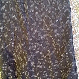 Brand new pajamas bottoms never worn!